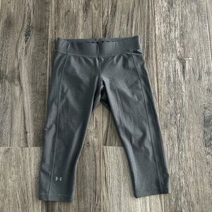 Under Armour Gray Capri Leggings